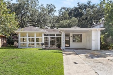 Lake Pontchartrain Home For Sale in New Orleans Louisiana