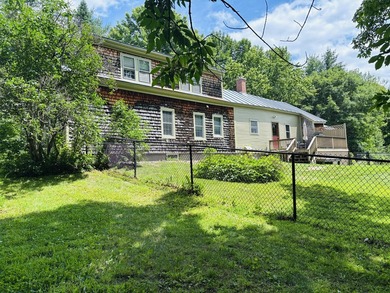 Charming and cozy, yet spacious antique cape with 3-4 bedrooms - photo 4
