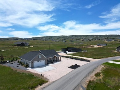 Sold Turnkey, fully furnished short-term rental just steps from - photo 7