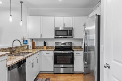 Welcome to the heart of Crystal Beach, where coastal charm meets - photo 13