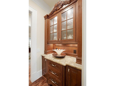 Perfectly positioned within the prestigious gated golf community - photo 7