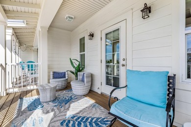 Welcome to the heart of Crystal Beach, where coastal charm meets - photo 22