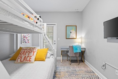Welcome to the heart of Crystal Beach, where coastal charm meets - photo 29