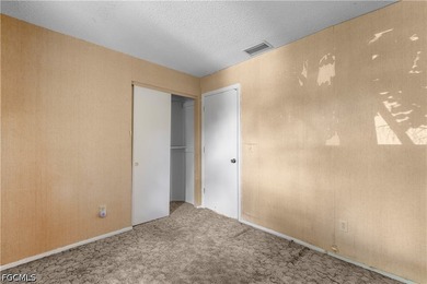 Priced to sell, this 3-bedroom, 1-bath villa in Principia Garden - photo 32