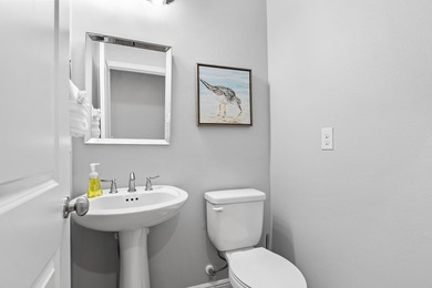 Welcome to the heart of Crystal Beach, where coastal charm meets - photo 41