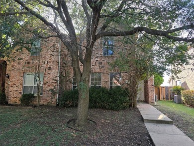 Joe Pool Lake Townhome/Townhouse For Sale in Grand Prairie Texas