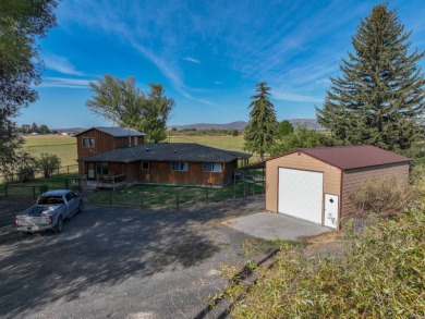 Lake Home For Sale in Burns, Oregon