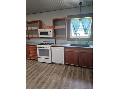 Charming Metal Home with Guest Suite, Shop & Energy Efficient - photo 15