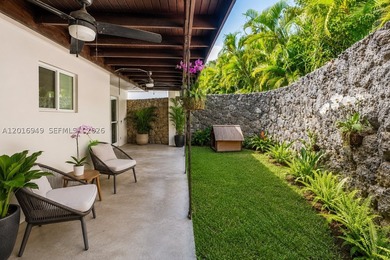 An iconic mid-century modern masterpiece by legendary architect - photo 18