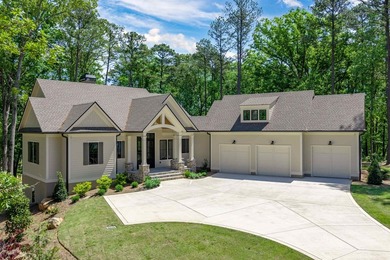 New for 2025 built by Hutchcroft Homes - This quality custom - photo 3