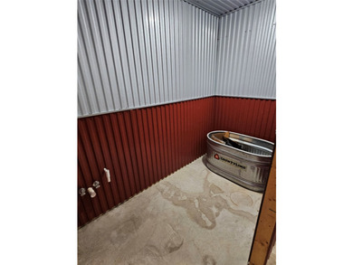 Charming Metal Home with Guest Suite, Shop & Energy Efficient - photo 23