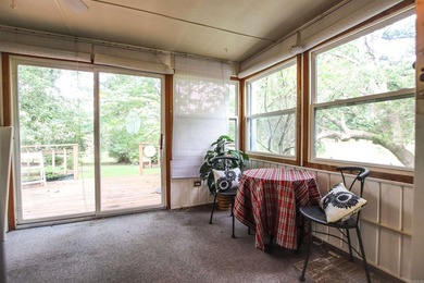 Charming home near Crown Lake on 2 large lots! This adorable - photo 30