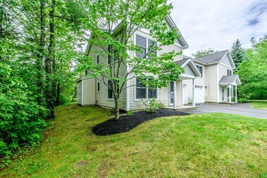 Move in spacious condo on cul du sac. Totally professionally - photo 44