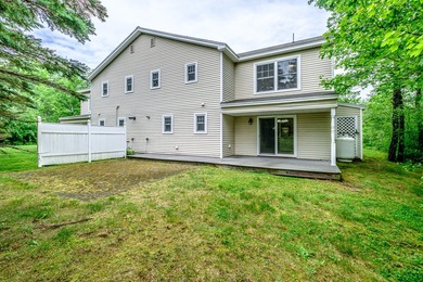 Move in spacious condo on cul du sac. Totally professionally - photo 49