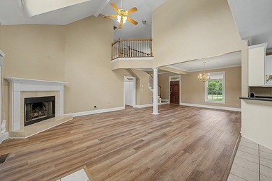 GOLF COURSE LIVING IN RIVER POINTE! Nestled on a quiet - photo 7