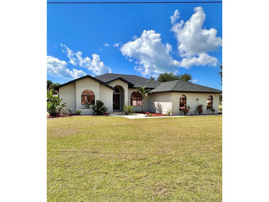 Rotonda West Lakes and Canals Home Sale Pending in Rotonda West Florida