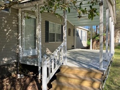 (private lake, pond, creek) Home For Sale in Summerton South Carolina