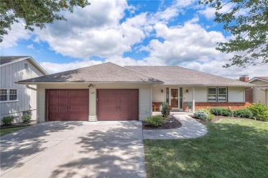 Lake Home For Sale in Lake Winnebago, Missouri