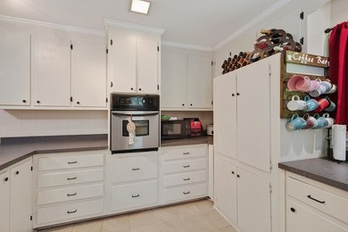 All-Brick Home on 2.4 Acres in Dover! Nestled on a picturesque - photo 19