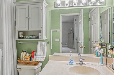 Charming home ready to meet new owner! Located in beautiful Hot - photo 25