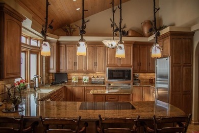 Rebecca Tatum, Sherpa Real Estate, C:,,: EXCEPTIONAL CUSTOM HOME - photo 11