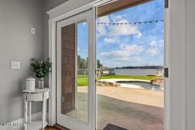 Welcome to 245 Lakeshore Circle, a stunning lakefront retreat - photo 15