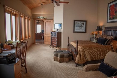 Rebecca Tatum, Sherpa Real Estate, C:,,: EXCEPTIONAL CUSTOM HOME - photo 20