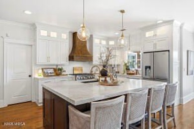 Welcome to 245 Lakeshore Circle, a stunning lakefront retreat - photo 20