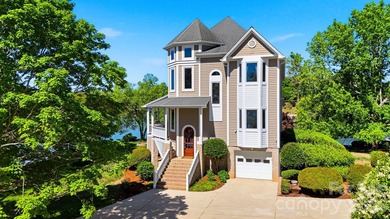 Custom-built four-story lakefront home on one of the flattest - photo 3