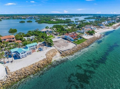 Gulf-front vacant lot on Casey Key in Osprey. Buildable lot with - photo 3