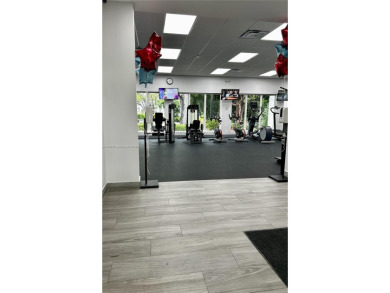 WONDERFUL LOCATION!! LIVE IN THE HEART OF SUNNY ISLES BEACH IN A