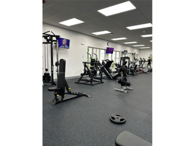 WONDERFUL LOCATION!! LIVE IN THE HEART OF SUNNY ISLES BEACH IN A