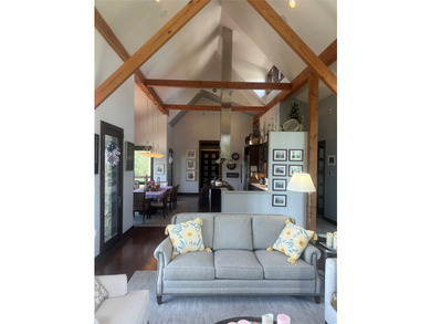 Beautiful 3 Bedroom, 3 and a half bath, custom built home - photo 11