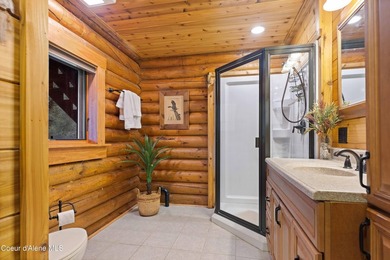 Enjoy the breathtaking views of the Mountains rising from the - photo 12