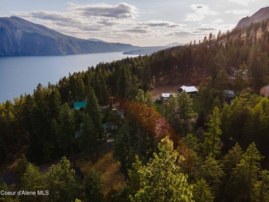 Enjoy the breathtaking views of the Mountains rising from the - photo 35