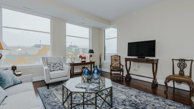 MOTIVATED SELLER! GREAT PRICE ON TWO BEDROOM UNIT! PRICED BELOW