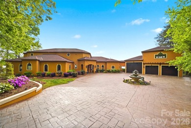 A truly rare offering on Lake Norman, this extraordinary - photo 3