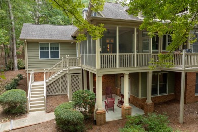 Exceptional Saddle Ridge townhome in the heart of Reynolds Lake