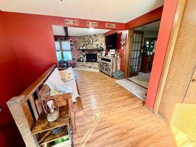 LAKE LIFE ON AN ACREAGE - the best of both worlds! This stunning - photo 4