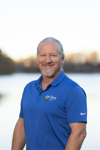 Mike & Maggie Johnson with Lake Keowee Real Estate in SC advertising on LakeHouse.com