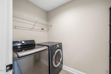 MOTIVATED SELLER! This waterfront home is very well cared for - photo 45