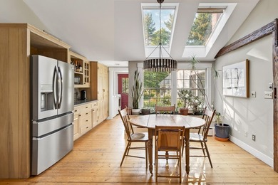 Pleasant View Farm is a rare coastal Maine retreat, offering - photo 5
