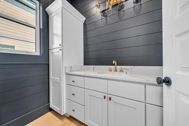 Coastal Living at its finest in the quaint and quiet Blue - photo 9