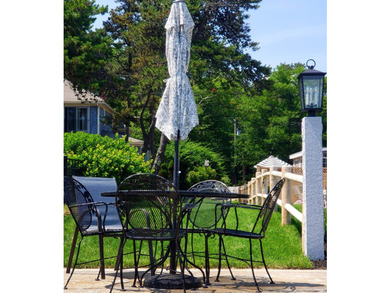 So many property descriptions begin by typifying homes as - photo 8