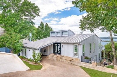 Lake Home For Sale in Pottsboro, Texas