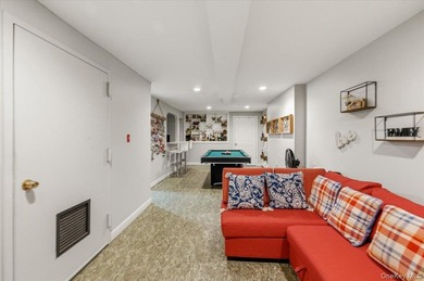 This beautiful, legal 2 Dwelling- property, 24 yrs old, 18.75 x - photo 9