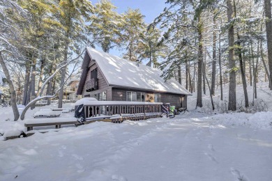Columbia Lake Home For Sale in Waupaca Wisconsin