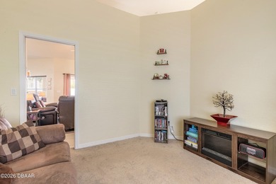 Welcome home to this beautifully maintained 4-bedroom - photo 21