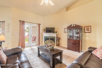 Welcome home to this beautifully maintained 4-bedroom - photo 23