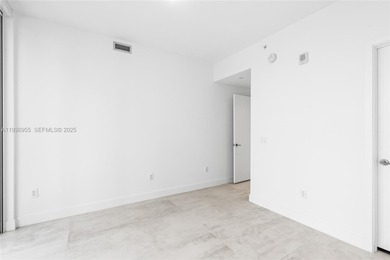 Beautiful corner 3 bed/ 4 bath with glass enclosed den at